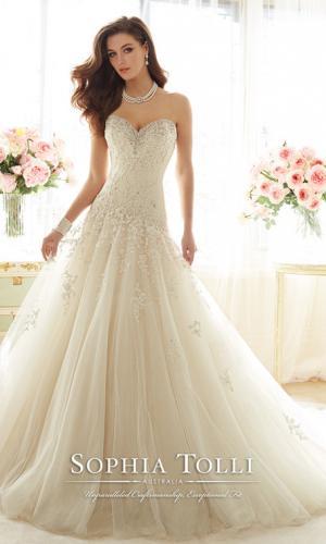 y11637-marquesa-sophia-tolli